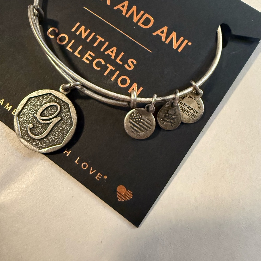 Alex and Ani "G" Initial's Charm Expandable Wire Bracelet Silver Finish - Picture 3 of 3